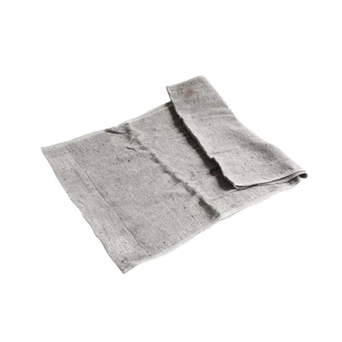 Moku Towel by Kontex is your go to towel for any active or travel situation. 100% Cotton, organic dyes and no palm oil. Highly absorbent, lightweight and quick drying, it wipes sweat away quickly and folds away small so that you can stash it in your bag. Grey, 33cm x 100cm